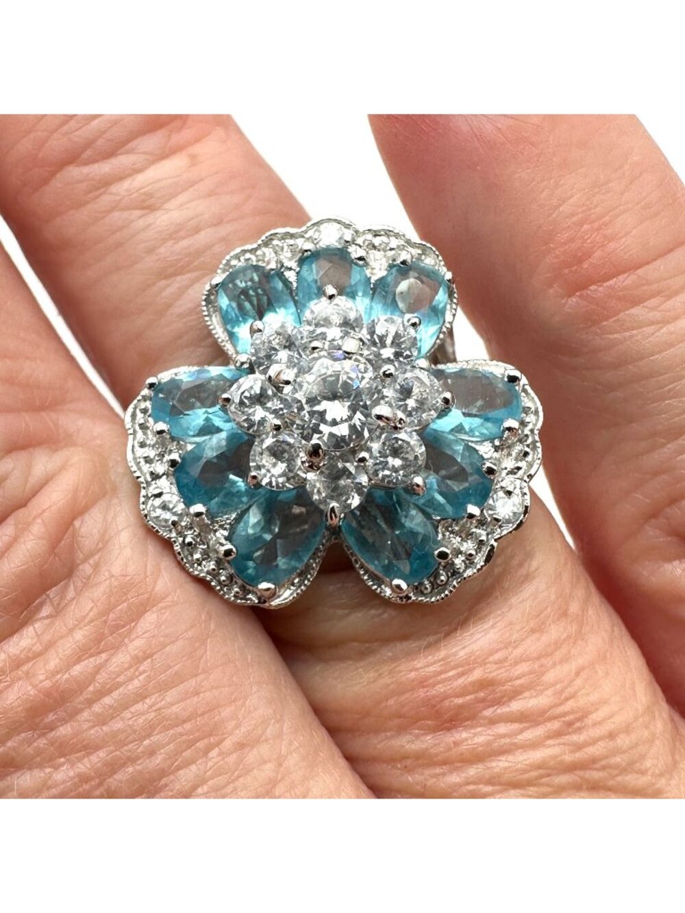 Vintage Nolan Miller Flower Cocktail Ring Size 8 Pristine Unworn Condition